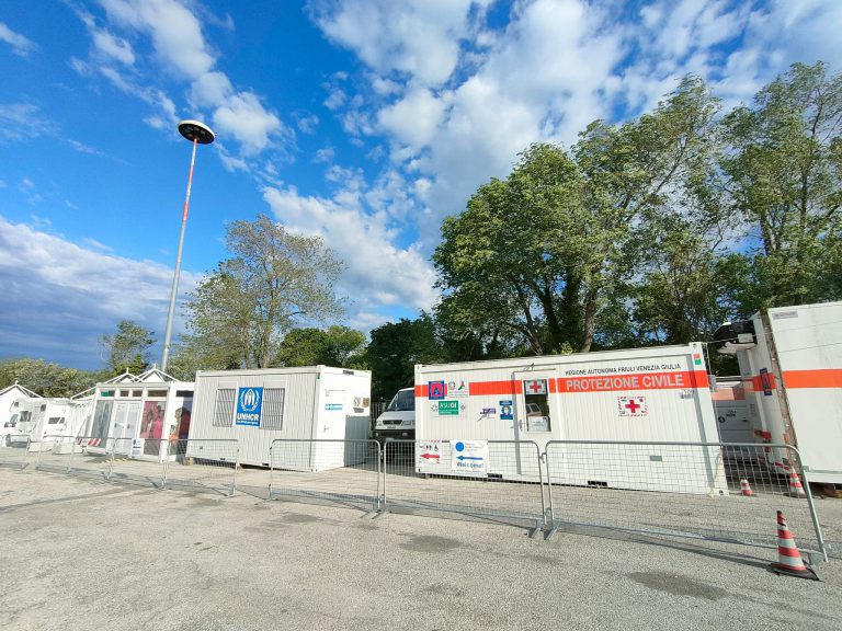 Seconda giornata di attività notturna al confine Fernetti in Friuli Venezia Giulia.